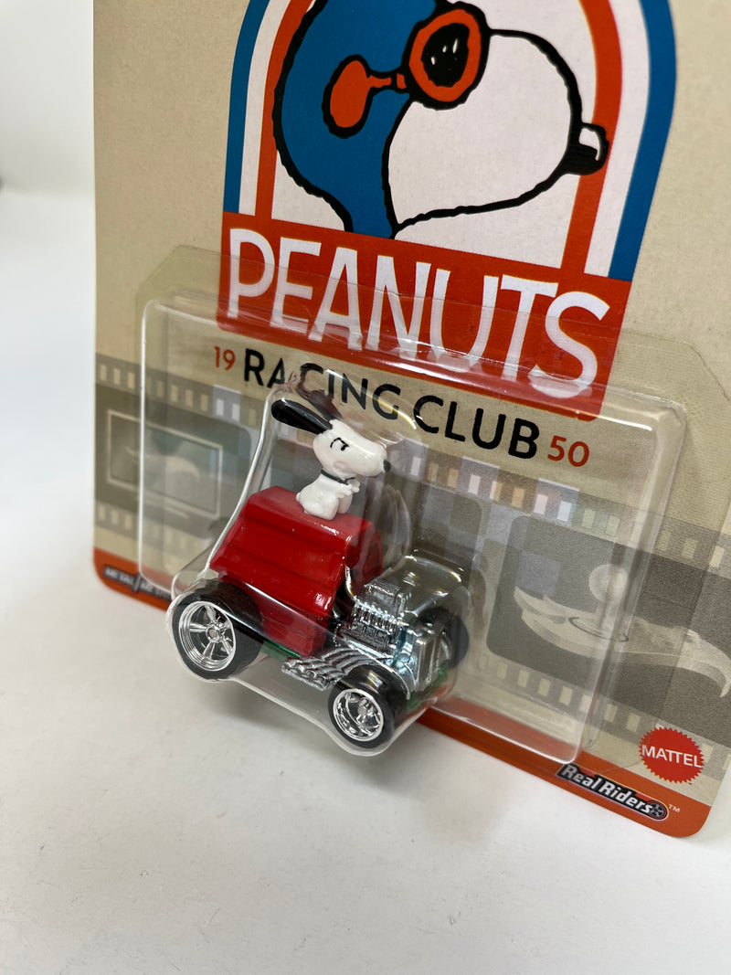 Snoopy Peanuts Racing Club * 2024 Hot Wheels Pop Culture Case B