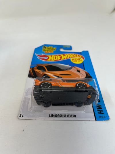 Lamborghini Veneno #37 * Orange * 2014 Hot Wheels USA Card