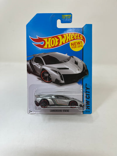 Lamborghini Veneno #37 * Silver * 2014 Hot Wheels USA Card