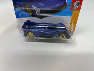 Cadillac Project GTP Hypercar #123 * Purple * 2024 Hot Wheels Case N Short Card