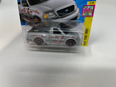 '99 Ford F-150 SVT Lightning #210 * Grey * 2024 Hot Wheels Case N Short Card