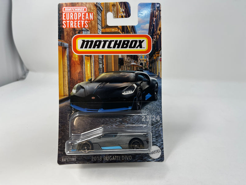 2018 Bugatti Divo * 2024 Matchbox European Streets Case D New!