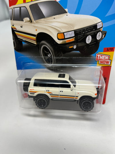 Toyota Land Cruiser 80 #204 * White * 2023 Hot Wheels