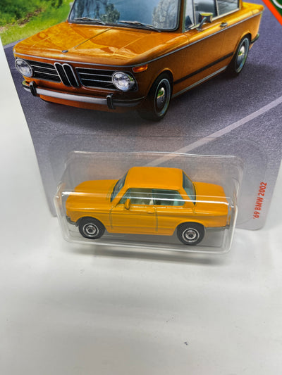 '69 BMW 2002 * Yellow * Matchbox Basic