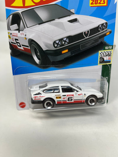 Alfa Romeo GTV6 3.0 #185 * White * 2023 Hot Wheels