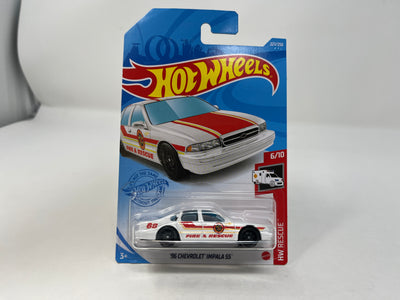 '96 Chevrolet Impala SS #227 * White * 2021 Hot Wheels