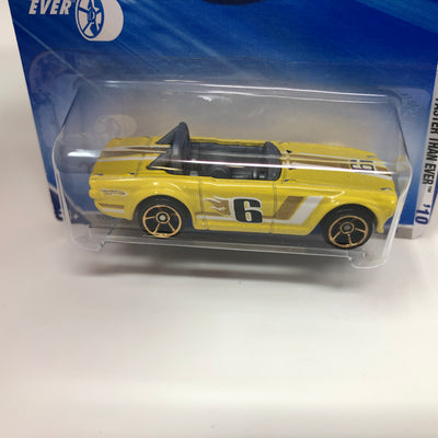 Triumph TR6 * Walmart Only Yellow * w/ FTE Rims * 2010 Hot Wheels