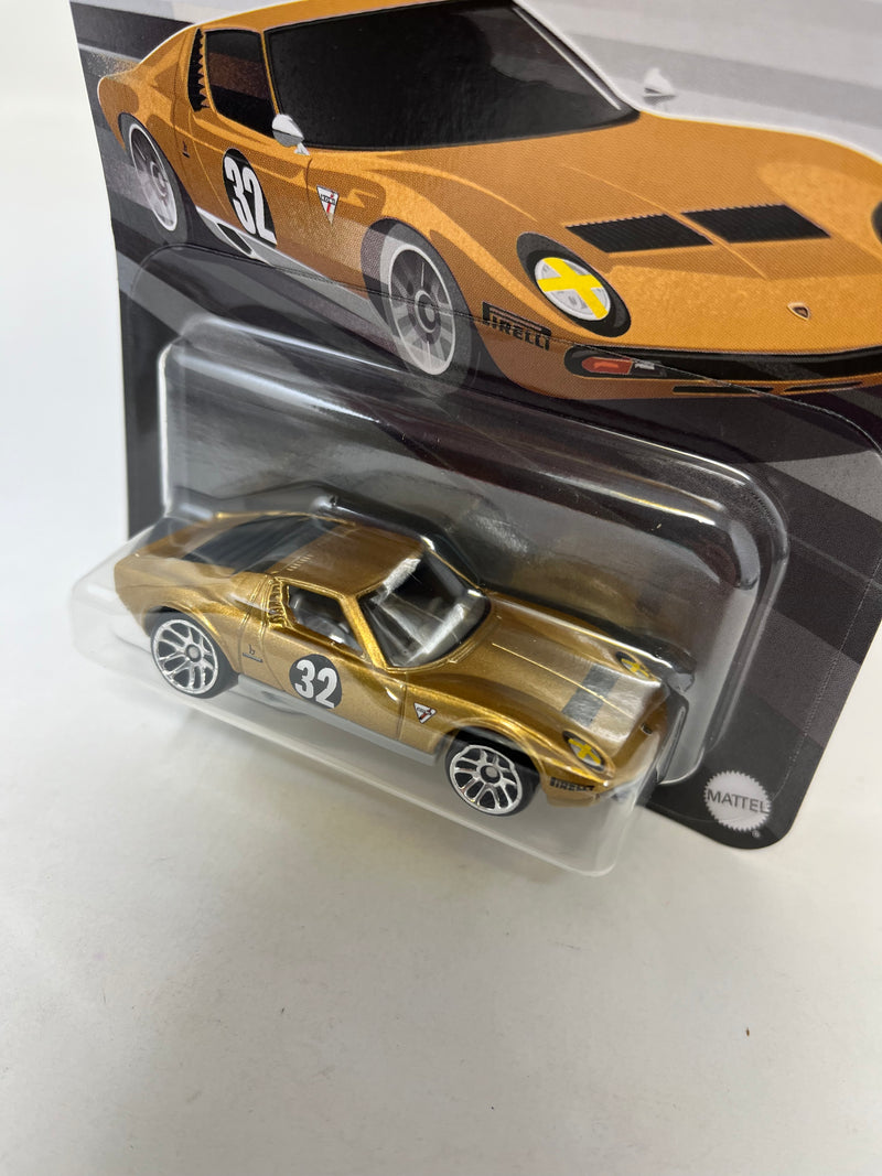 1971 Lamborghini Miura SV * GOLD * 2024 Hot Wheels Vintage Racing Club