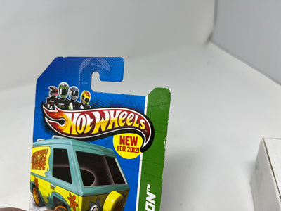 The Mystery Machine #38 * Scooby-Doo * 2012 Hot Wheels