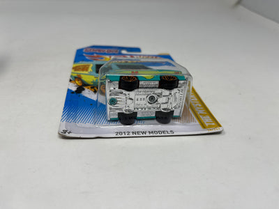 The Mystery Machine #38 * Scooby-Doo * 2012 Hot Wheels