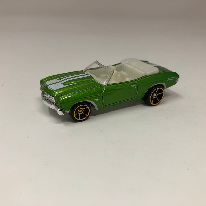 1970 Chevy Chevelle * Hot Wheels 1:64 scale Loose Diecast