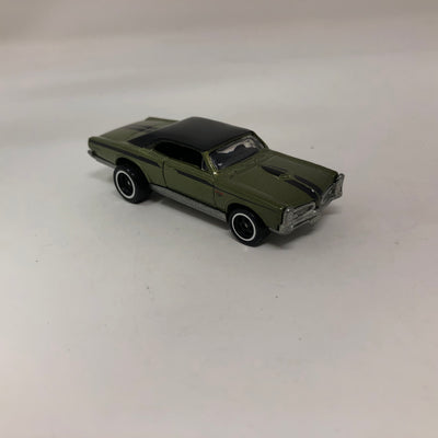 '67 Pontiac GTO Garage Series * Hot Wheels 1:64 scale Loose Diecast