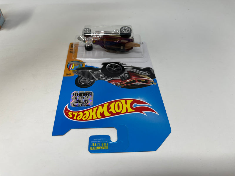 Surf Crate * Super Treasure Hunt * 2017 Hot Wheels w Factory Holo Sticker