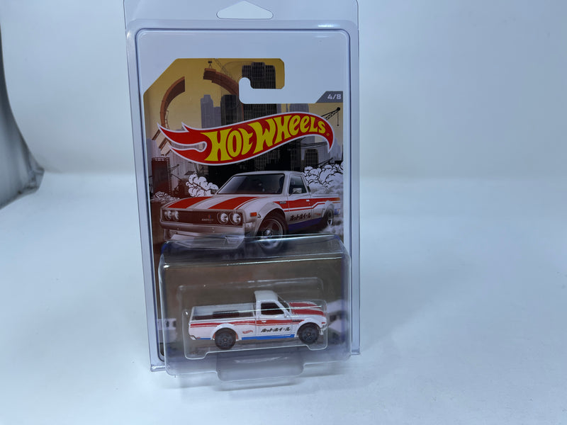 Datsun 620 4/8 * White * Hot Wheels Truck Series