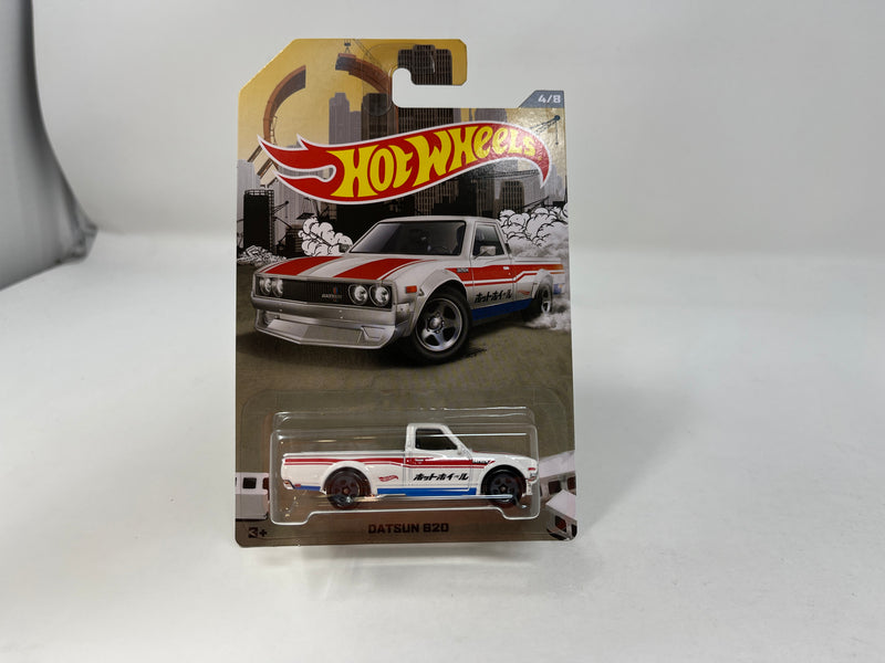 Datsun 620 4/8 * White * Hot Wheels Truck Series