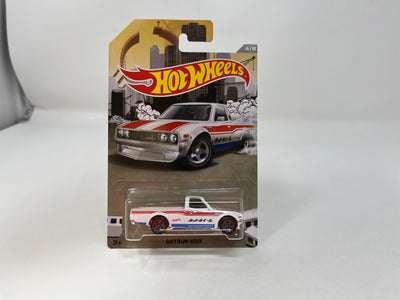 Datsun 620 4/8 * White * Hot Wheels Truck Series