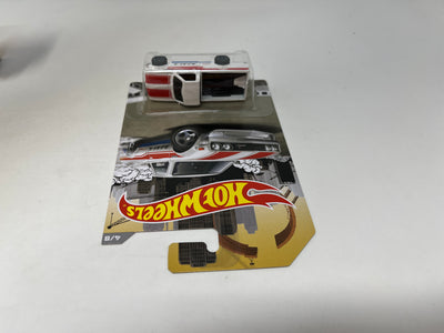 Datsun 620 4/8 * White * Hot Wheels Truck Series