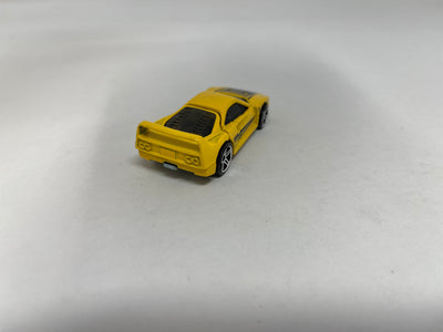 Ferrari F40 * Yellow w/ PR5 Rims * Hot Wheels Loose