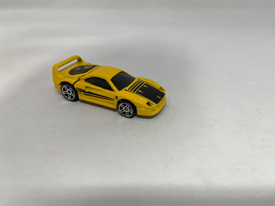 Ferrari F40 * Yellow w/ PR5 Rims * Hot Wheels Loose