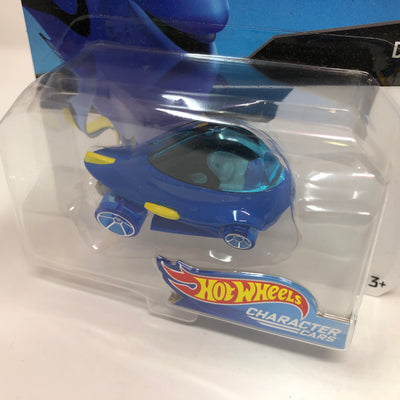 Dory Disney Pixar Nemo * Hot Wheels Character Cars