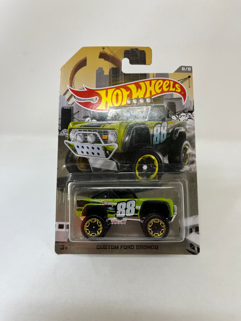 Custom Ford Bronco * Green * Hot Wheels Truck Series