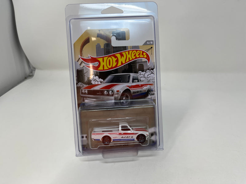 Datsun 620 4/8 * White * Hot Wheels Truck Series