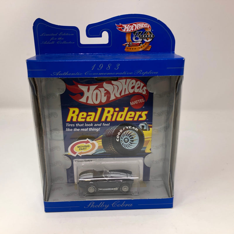 Classic Cobra Real Riders * Hot Wheels Commemorative Replica 30 Years