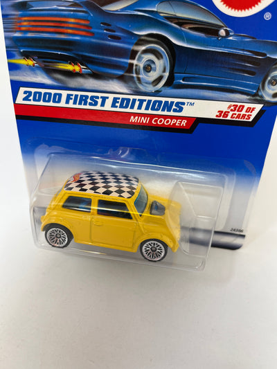 Mini Cooper * Yellow w/ Lace Rims * 2000 Hot Wheels