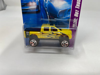 Dodge RAM 1500 #138 * YELLOW * 2008 Hot Wheels