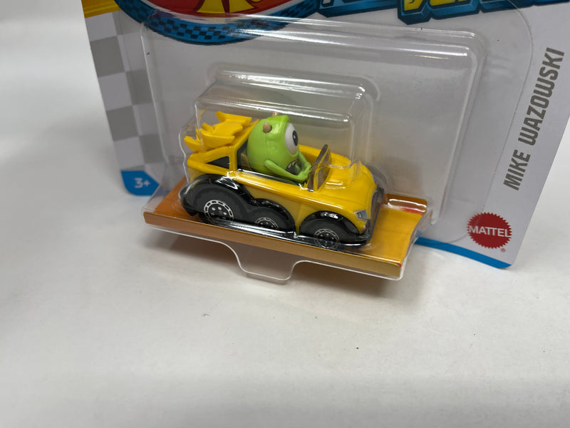 Mike Wazowski Monsters Disney * 2024 Hot Wheels Racer Verse Case M Release