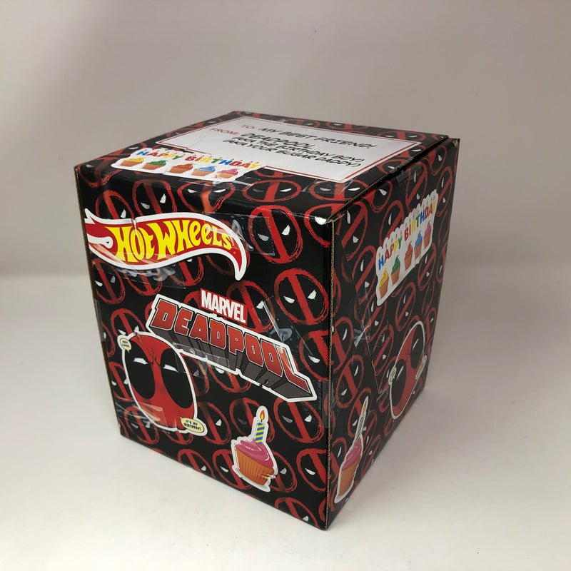 Deadpool Marvel Birthday * Hot Wheels Mattel Creations RLC