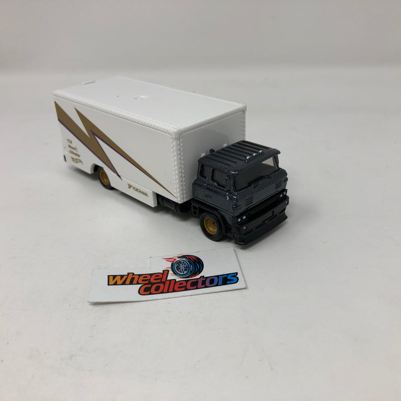 Sakura Sprinter Car Hauler * Hot Wheels Loose 1:64 Scale Team Transport