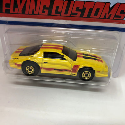 '85 Chevrolet Camaro IROC-Z * Yellow * Hot Wheels Flying Customs