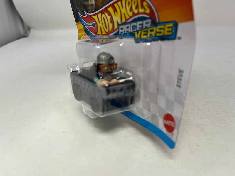 Steve * Minecraft Movie * 2025 Hot Wheels Racer Verse Case E * BAD CARD
