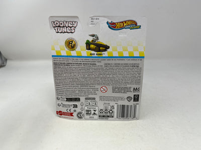 CHASE * Bugs Bunny Looney Tunes * 2025 Hot Wheels Racer Verse Case E * BAD CARD