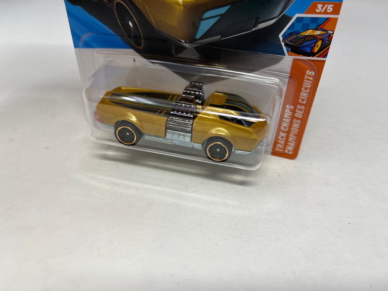 Twin Dorado 