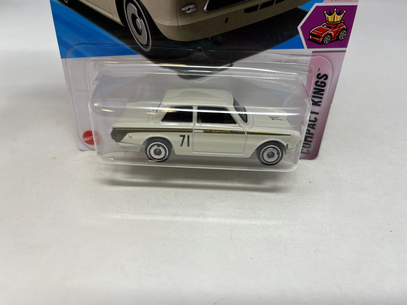 Lotus Cortina 