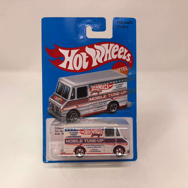 Combat Medic Mobile Tune-Up * Hot Wheels Target Retro Series