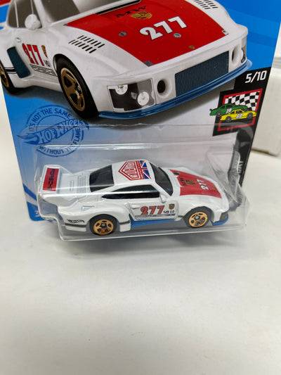 Porsche 935 #58 Magnus Walker * White * 2021 Hot Wheels