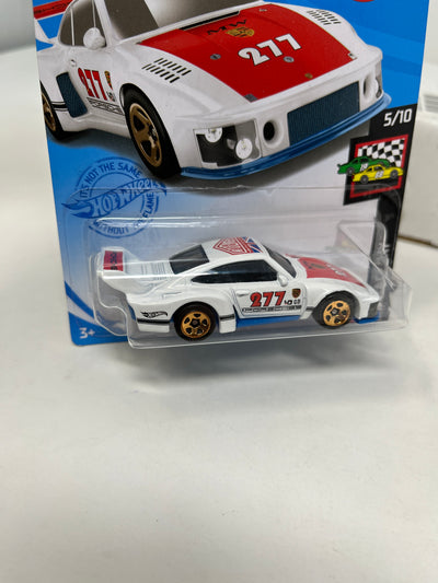 Porsche 935 #58 Magnus Walker * White * 2021 Hot Wheels