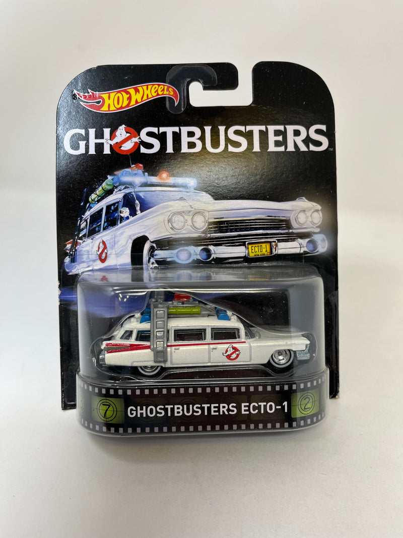 Ghostbusters Ecto-1 * Hot Wheels Retro Entertainment