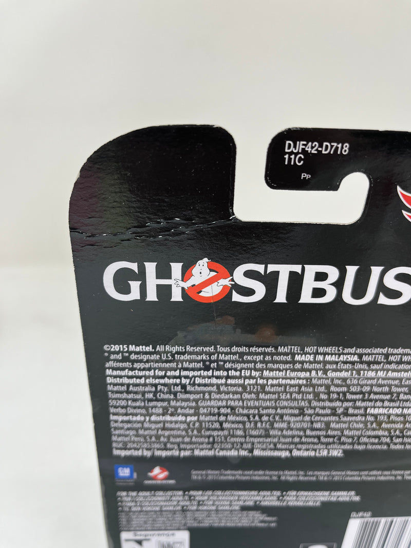 Ghostbusters Ecto-1 * Hot Wheels Retro Entertainment