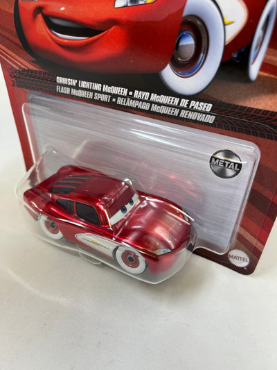 Cruisin Lightning McQueen * NEW! Disney Pixar CARS * NEW!