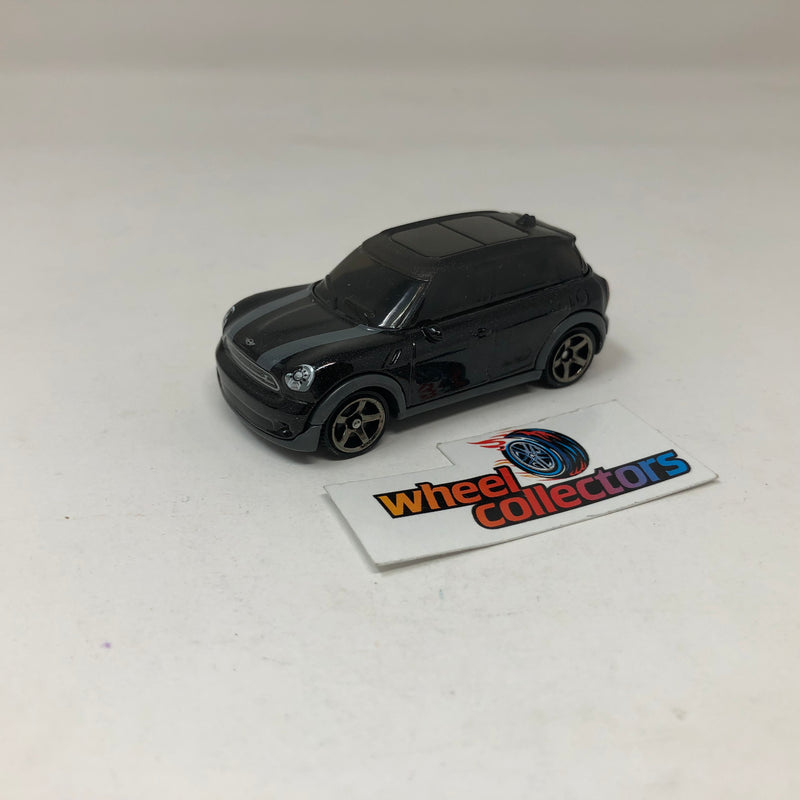 2011 Mini Cooper Countryman * Black * Matchbox Loose 1:64 Scale