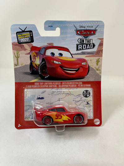 Road Trip Lightning McQueen * NEW! 2022 Disney Pixar CARS On The Road * NEW!