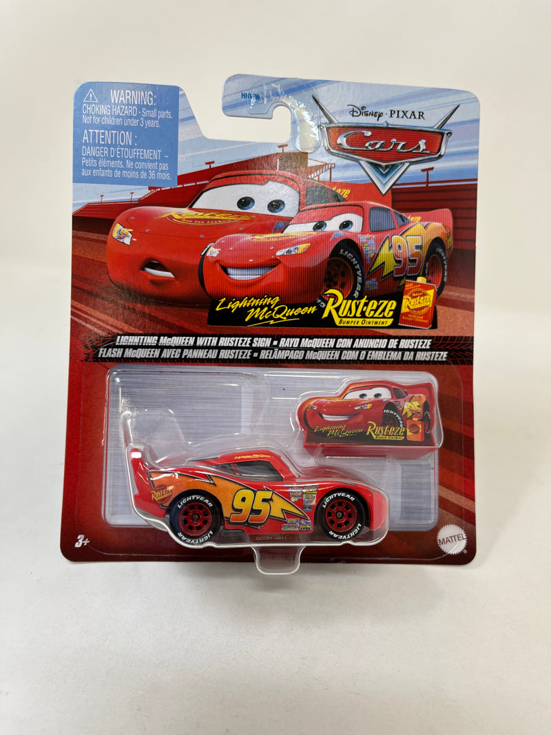 Lightning Mcqueen w/ Rusteze Sign * NEW! Disney Pixar CARS * NEW!