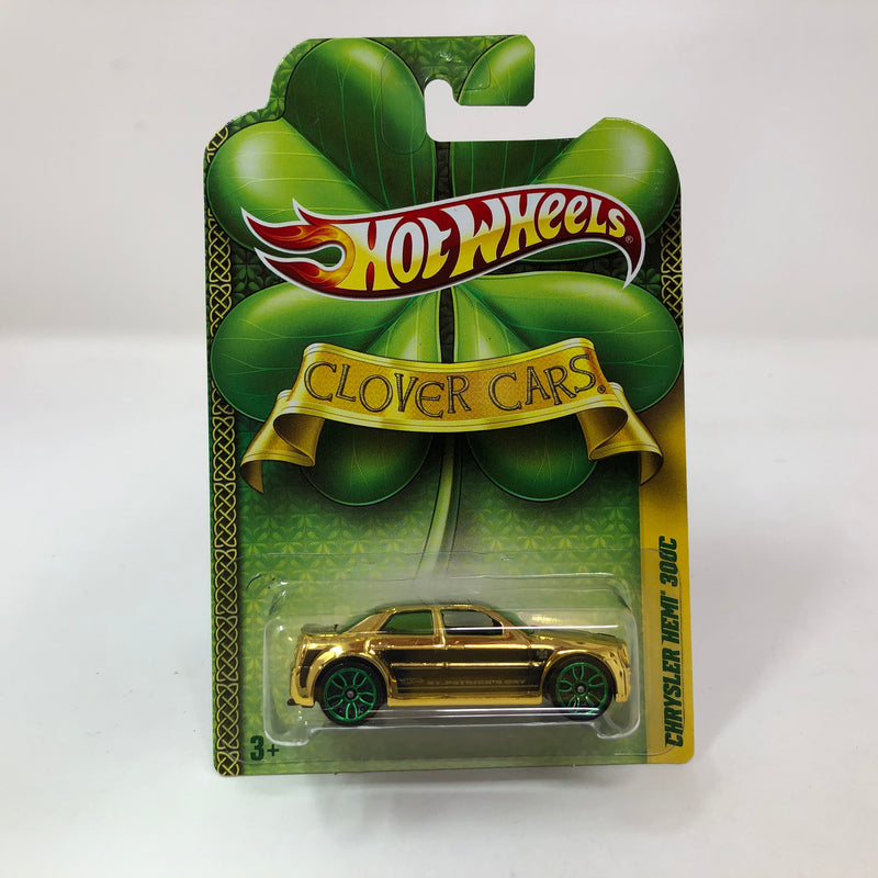 Chrysler HEMI 300C * Hot Wheels Clover Cars