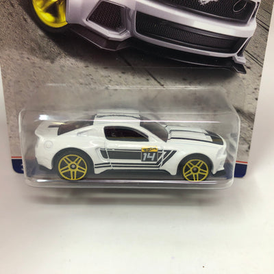 Custom 2014 Ford Mustang * Hot Wheels Ford Performance
