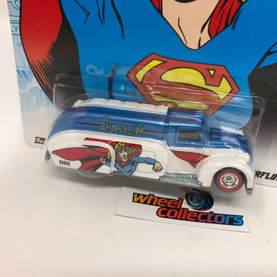 '38 Dodge Airflow Supergirl * Hot Wheels Pop Culture DC Comics