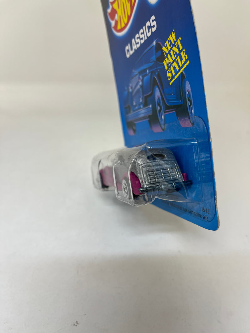 Classic Caddy 1543 * 1988 Hot Wheels Malaysia